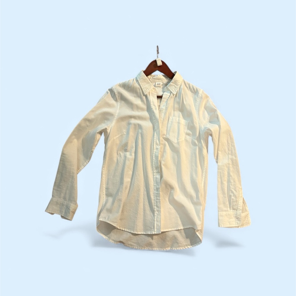 GAP Classic White Women’s Cotton Shirt